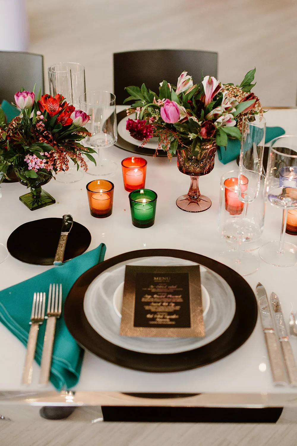 Vibrant table décor at a Seattle nonprofit event at THE 101